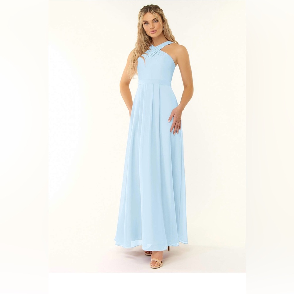 Sky blue Azazie bridesmaid dress, size 6, style: Dixie

Worn once, dry cleaned!
